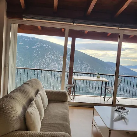 Skyview House Apartment