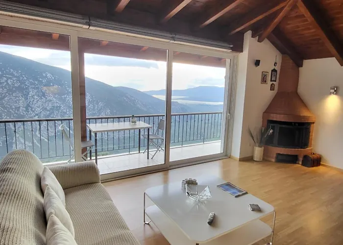 Skyview House Delphi